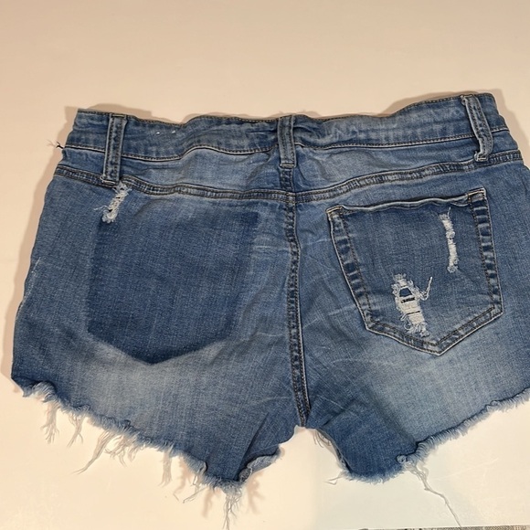 Rue 21 Distressed Denim Shorts - Picture 4 of 11
